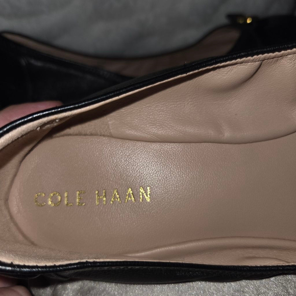 Women's Cole Haan Black Ballet Flats with Gold Hardware Size 10 - Picture 3 of 9